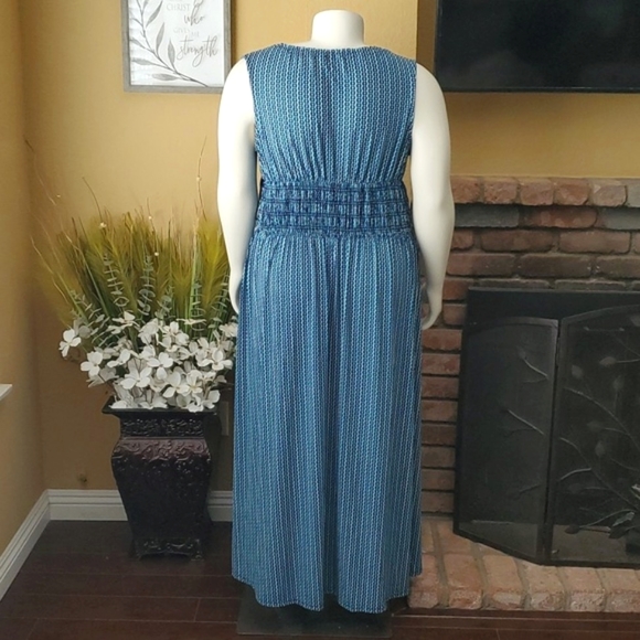 Daisy Fuentes Blue Floral Sleeveless Maxi Dress SIZE: 1X - Picture 6 of 11